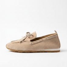 Load image into Gallery viewer, Elegantiški moteriški suede tipo mokasinai