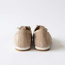 Load image into Gallery viewer, Elegantiški moteriški suede tipo mokasinai