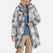 Load image into Gallery viewer, Moteriška parka &quot; HUPPA&quot;