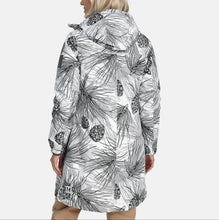 Load image into Gallery viewer, Moteriška parka &quot; HUPPA&quot;