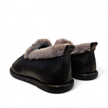 Load image into Gallery viewer, Bateliai su kailiu