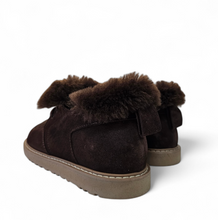 Load image into Gallery viewer, Batai su kailiu