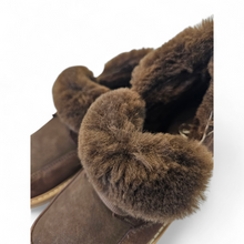 Load image into Gallery viewer, Batai su kailiu