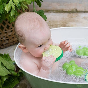 Natūralios gumos kramtukas “Agurkas”