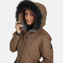 Load image into Gallery viewer, &quot;HUPPA&quot; moteriška parka