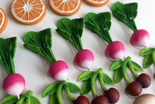 Load image into Gallery viewer, Natūralios gumos kramtukas “Ridikėlis”