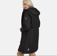 Load image into Gallery viewer, Parka “HUPPA”