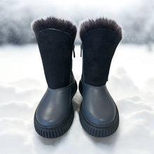 Load image into Gallery viewer, Batai su natūraliu kailiu