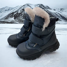 Load image into Gallery viewer, Batai su kailiu