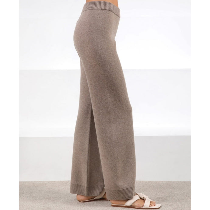 Megztos moteriškos kelnės